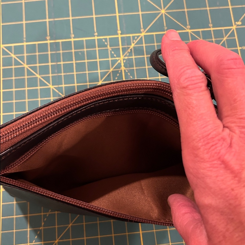 Black and Brown Wristlet - Picture 3 of 5